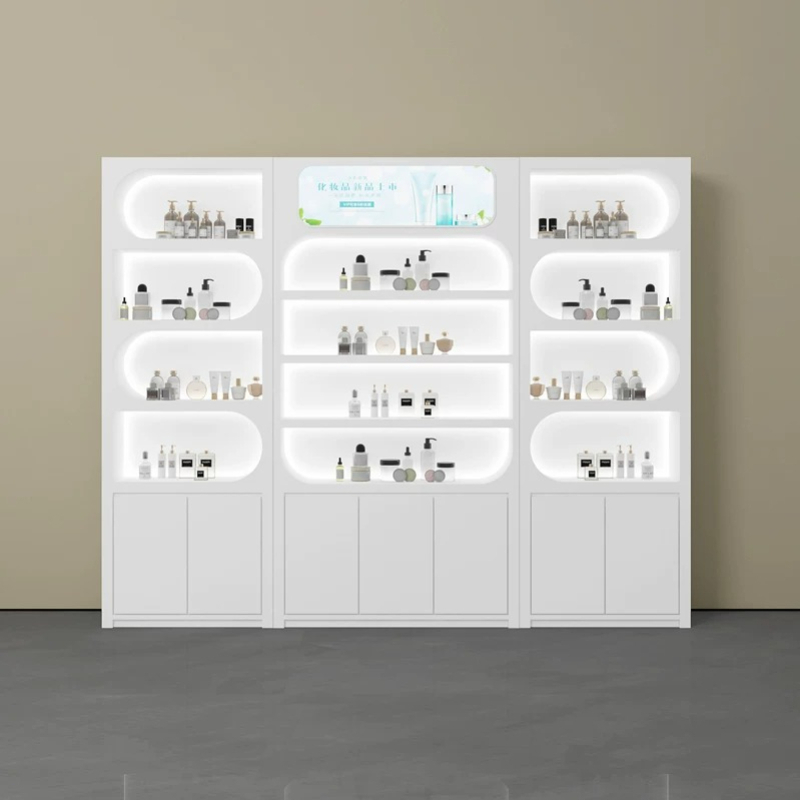 Luxury Skincare & Spa - خزانة عرض لصالون التجميل بتصميم شمالي