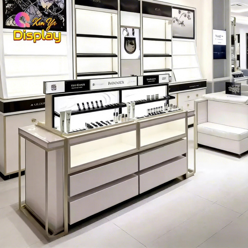 تجهيزات متاجر العناية بالبشرة  - مراجعة Luxury Skincare & Spa وسعره